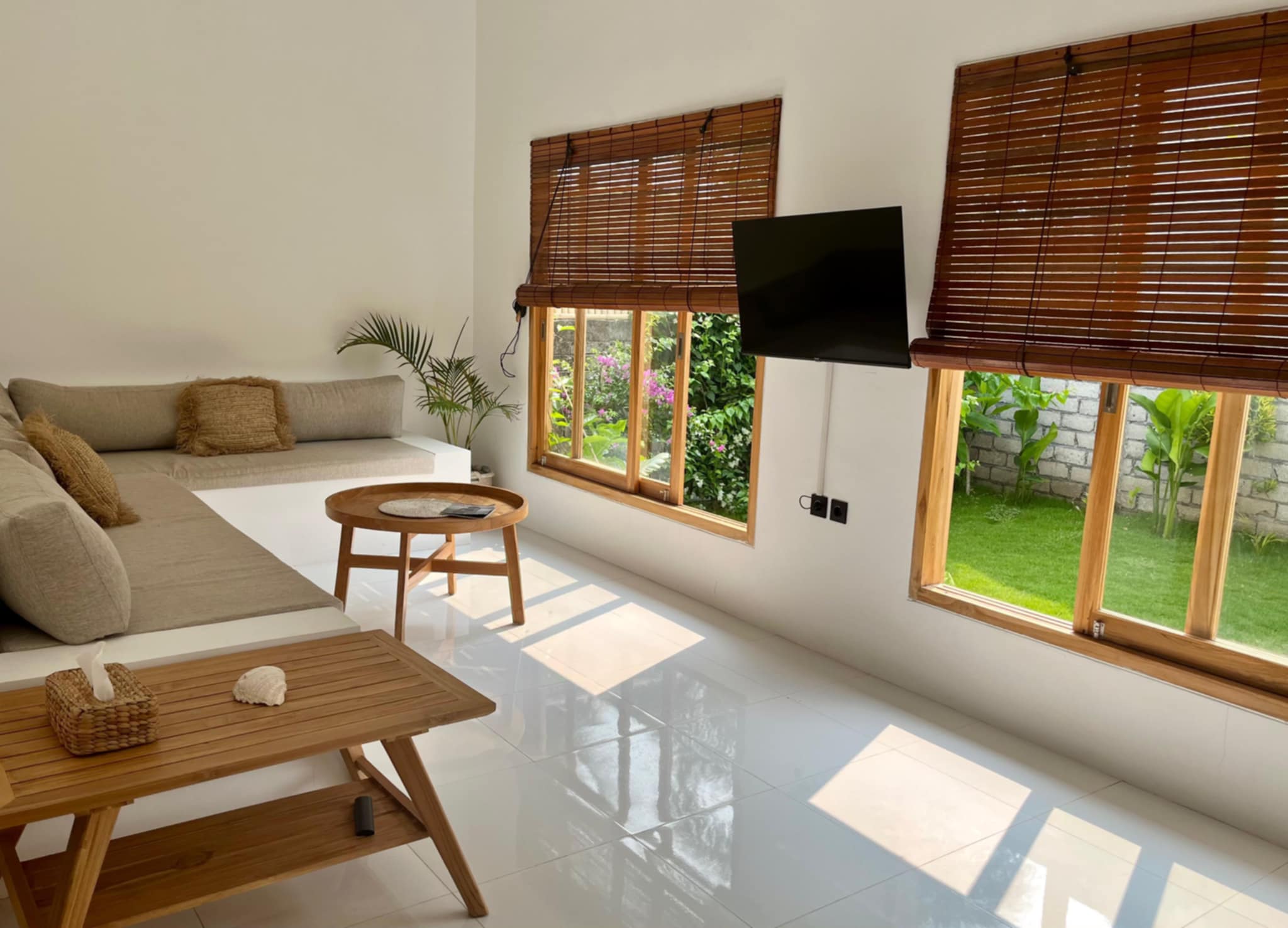 Lombok Stay 28 — Spacious Two-Bedroom Home