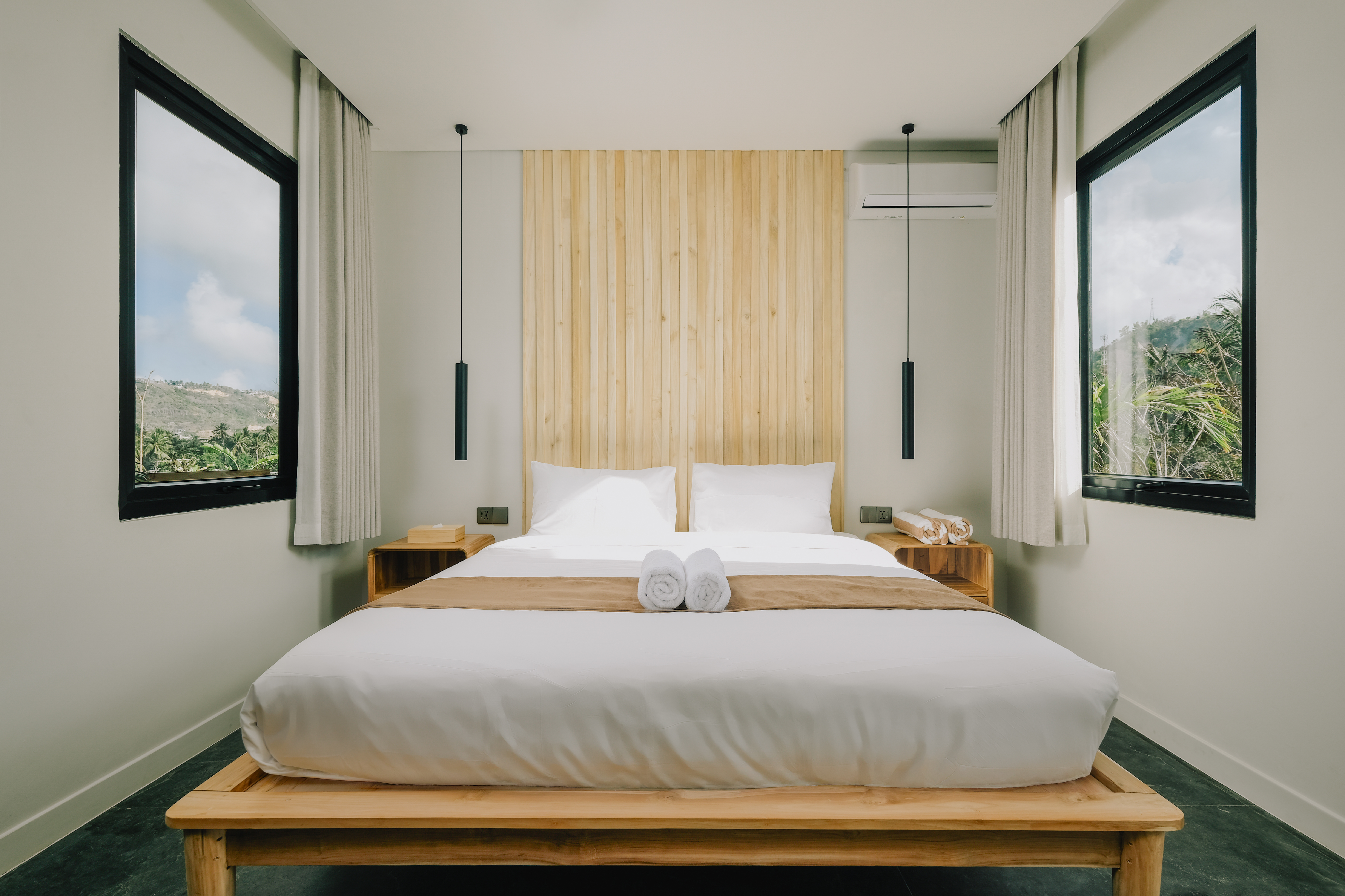 King bedroom of the luxury Central Kuta villa