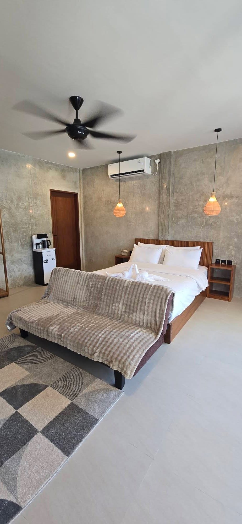 Lombok Stay 29 — Fully Furnished Self-Contained Unit