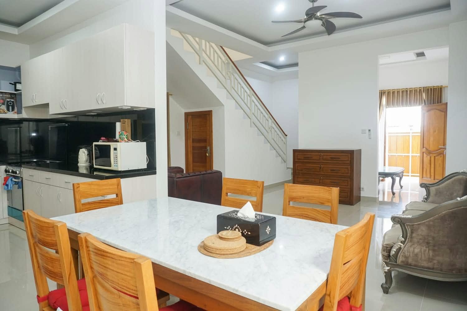 Open-plan dining area and kitchen