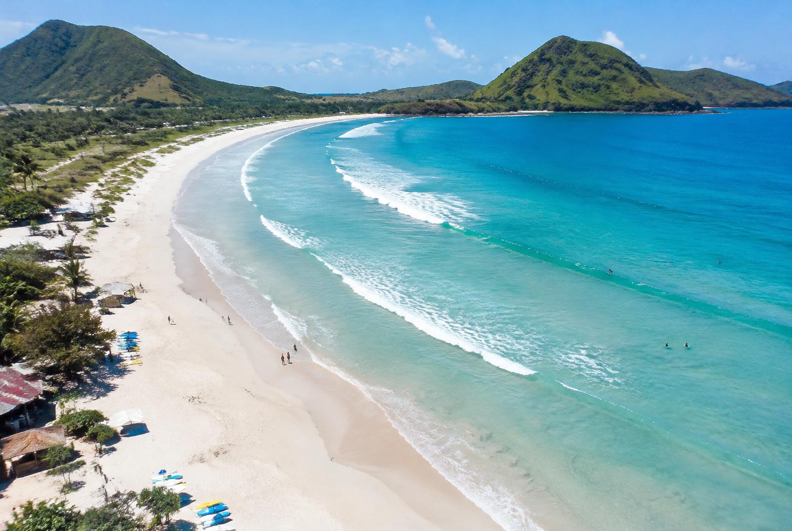 Actual photograph of Selong Belanak beach on South Lombok
